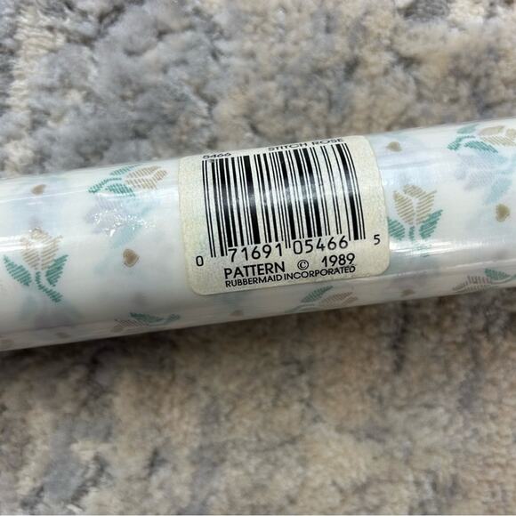 Vintage 1989 Rubbermaid Shelf & Drawer Liner White Brown Floral Design 2 Rolls - Picture 3 of 6